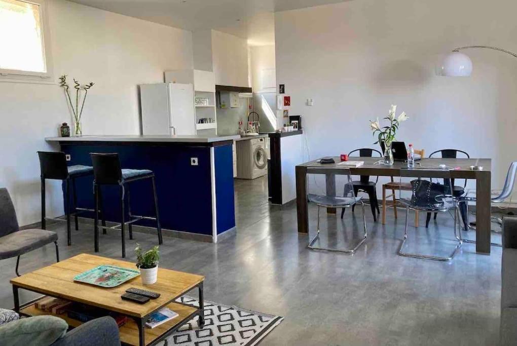 Appart 70M2 T3 Cosy Calme Et Spacieux Idealement Situe Сет Экстерьер фото